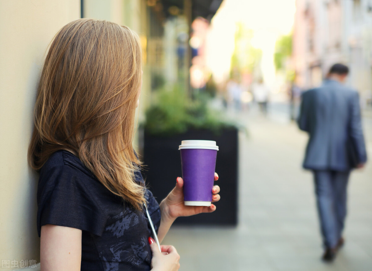 想要分手又舍不得该不该分手,一直想和一个人分手