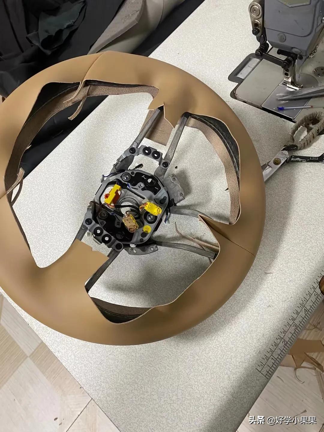 汽车方向盘皮子坏了怎么修复,汽车方向盘真皮套磨损怎么处理