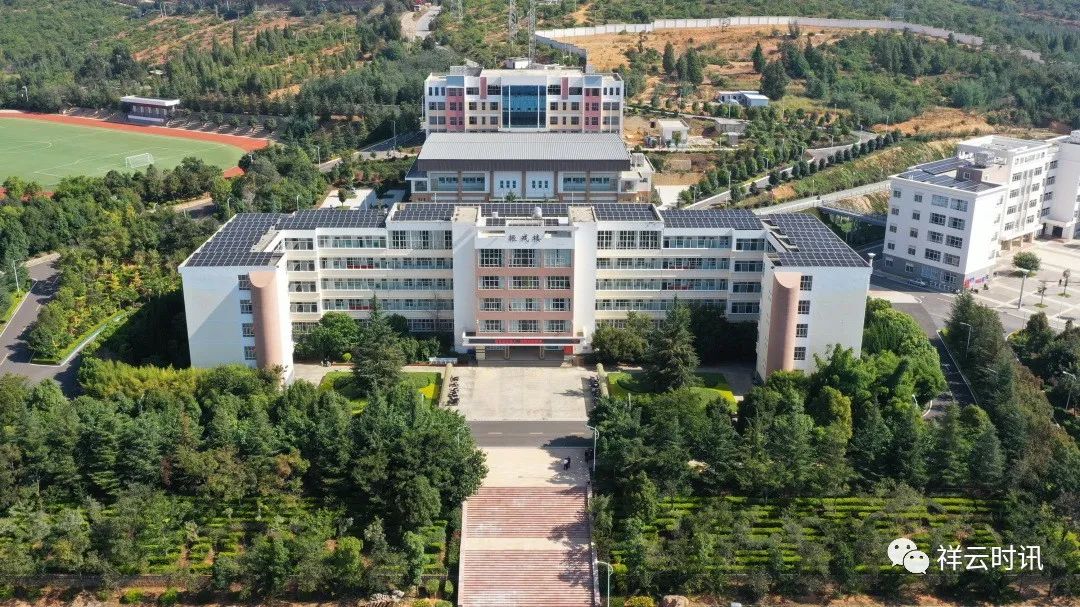 传承红色精神争做时代楷模,传承红色基因争做新时代标兵