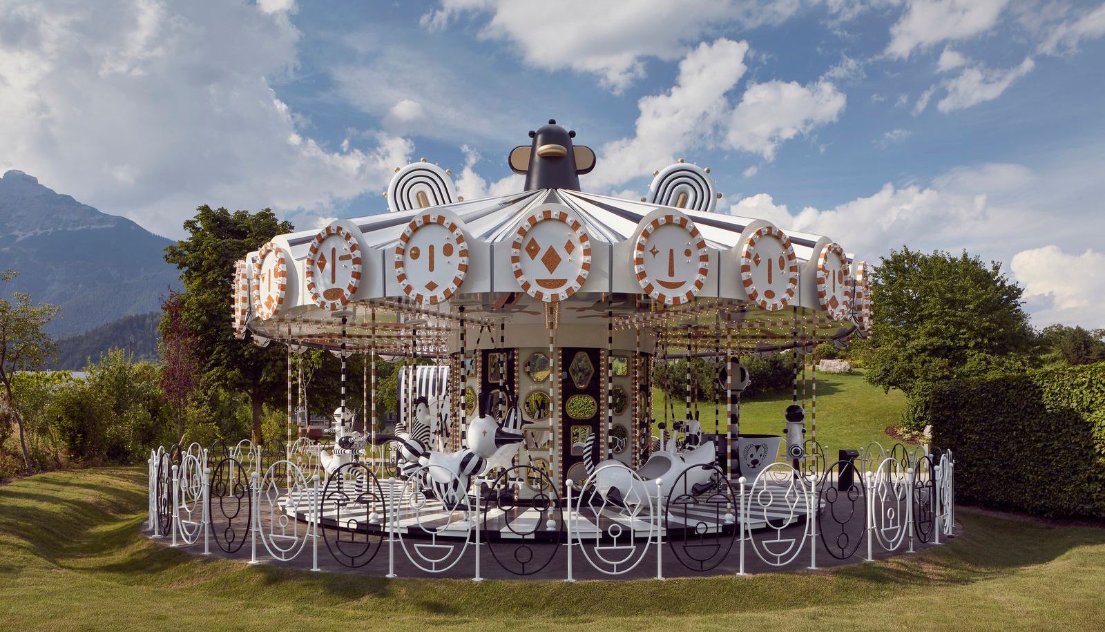 施华洛世奇旋转木马项链,施华洛世奇旋转木马