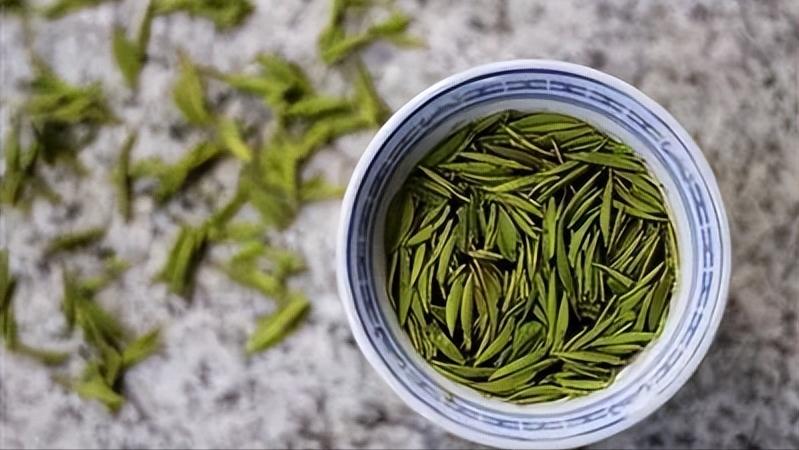 常见的四种香烟已列入黑名单,8种香烟或被列入黑名单过期烟