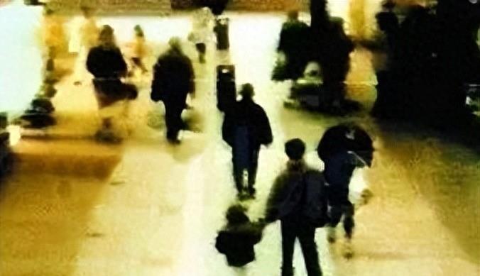 21岁女孩被12岁小学生猥亵，细节曝光后网友愤怒：别小看他的反派