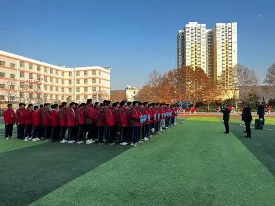 绿茵点燃激情，青春绽放光彩—金台高中阳光体育系列活动足球联赛