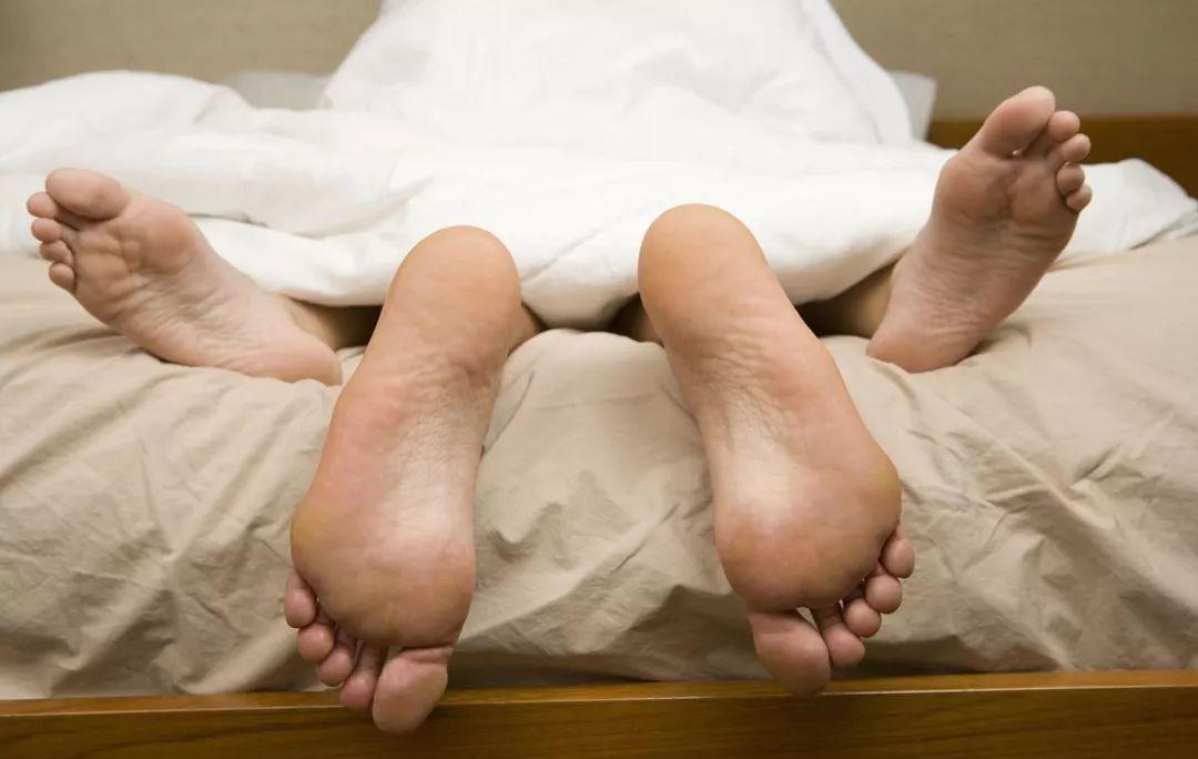 40岁以上的中年夫妻，一周“*房行**”几次比较好？医生给出参考范围