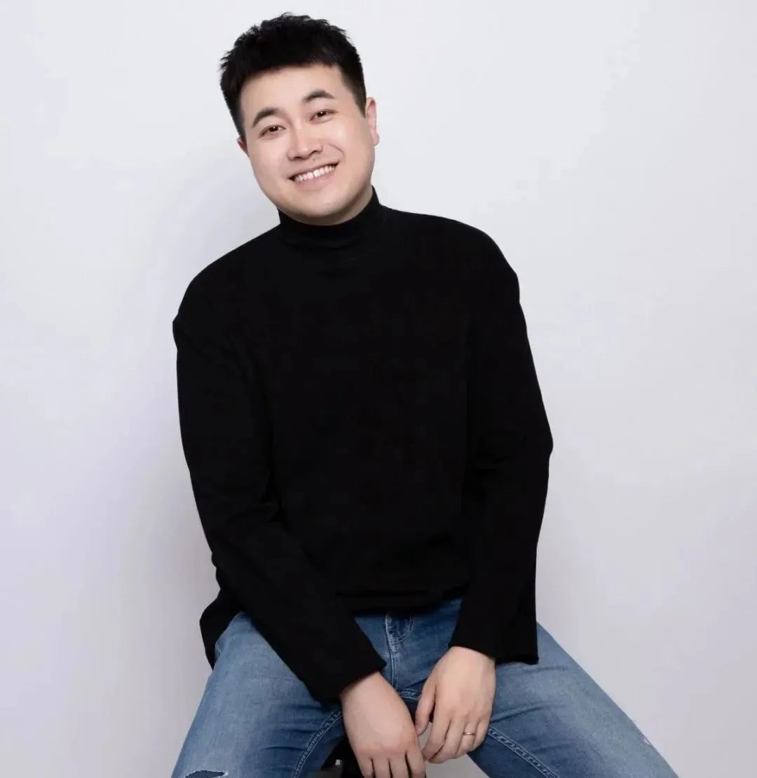 「设计向心致遇真我」第四届然设计2022年度杰出设计师——何彬