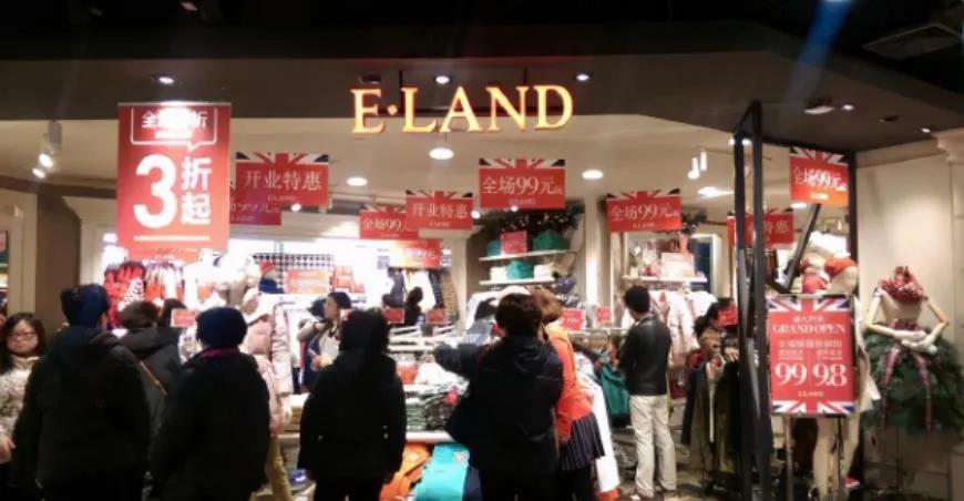 关店求生,卖停车场续命!曾干掉优衣库的韩装霸主,为何一夜失宠