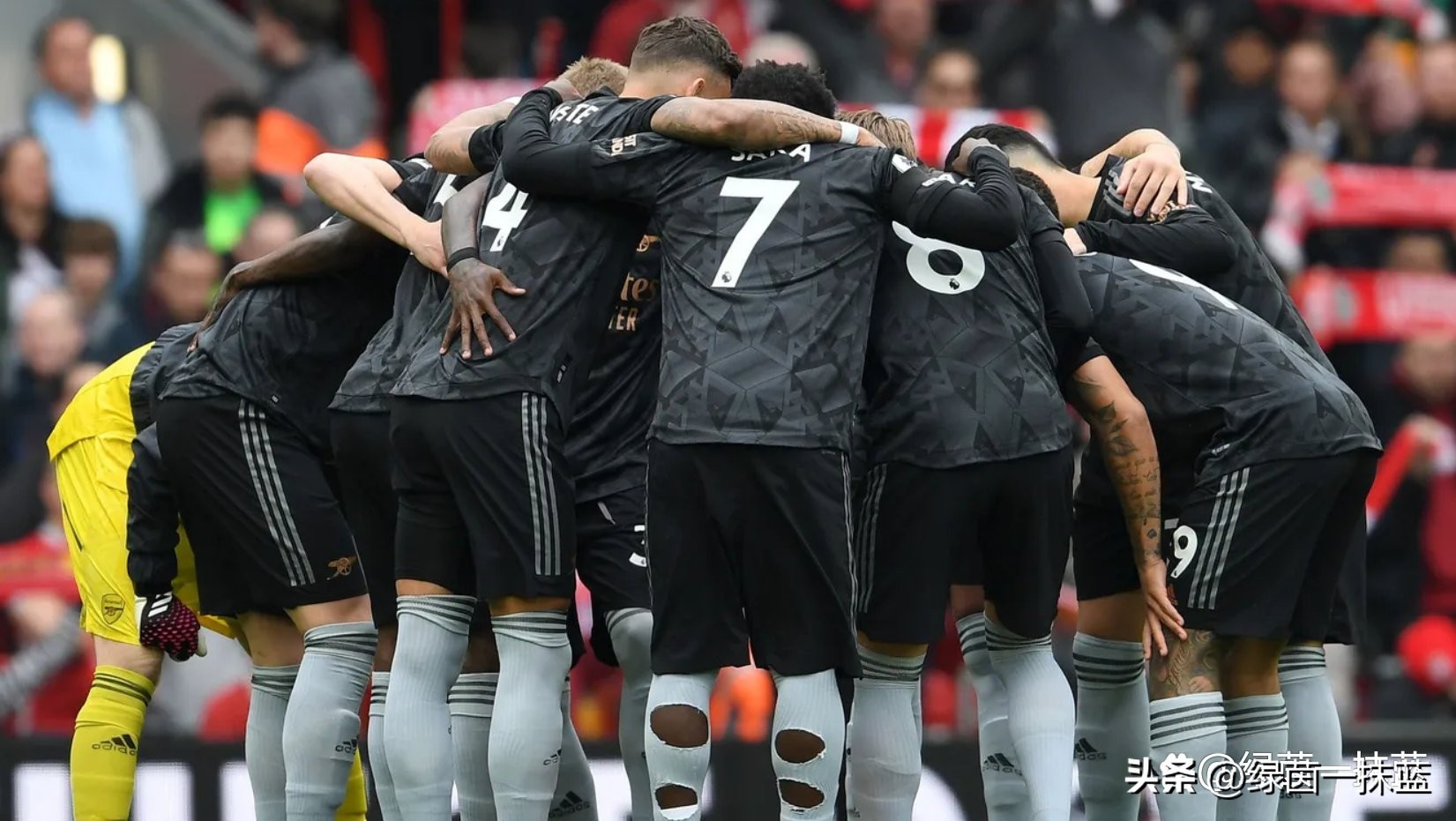 利物浦3-0萨拉赫罕见亮肌肉,天王山之战萨拉赫