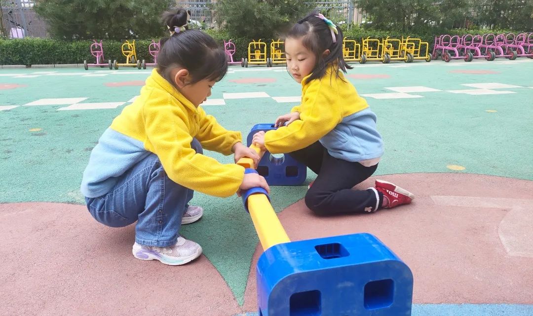 【垣曲县滨都幼儿园】滨都萌娃走进*防队消**致敬最美“火焰蓝”