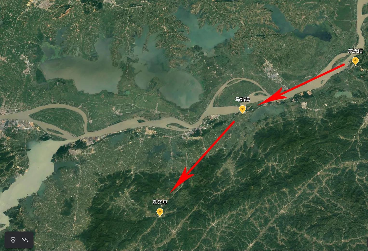 抗战中国空军空袭日本航空母舰,抗日战争击落日本军舰