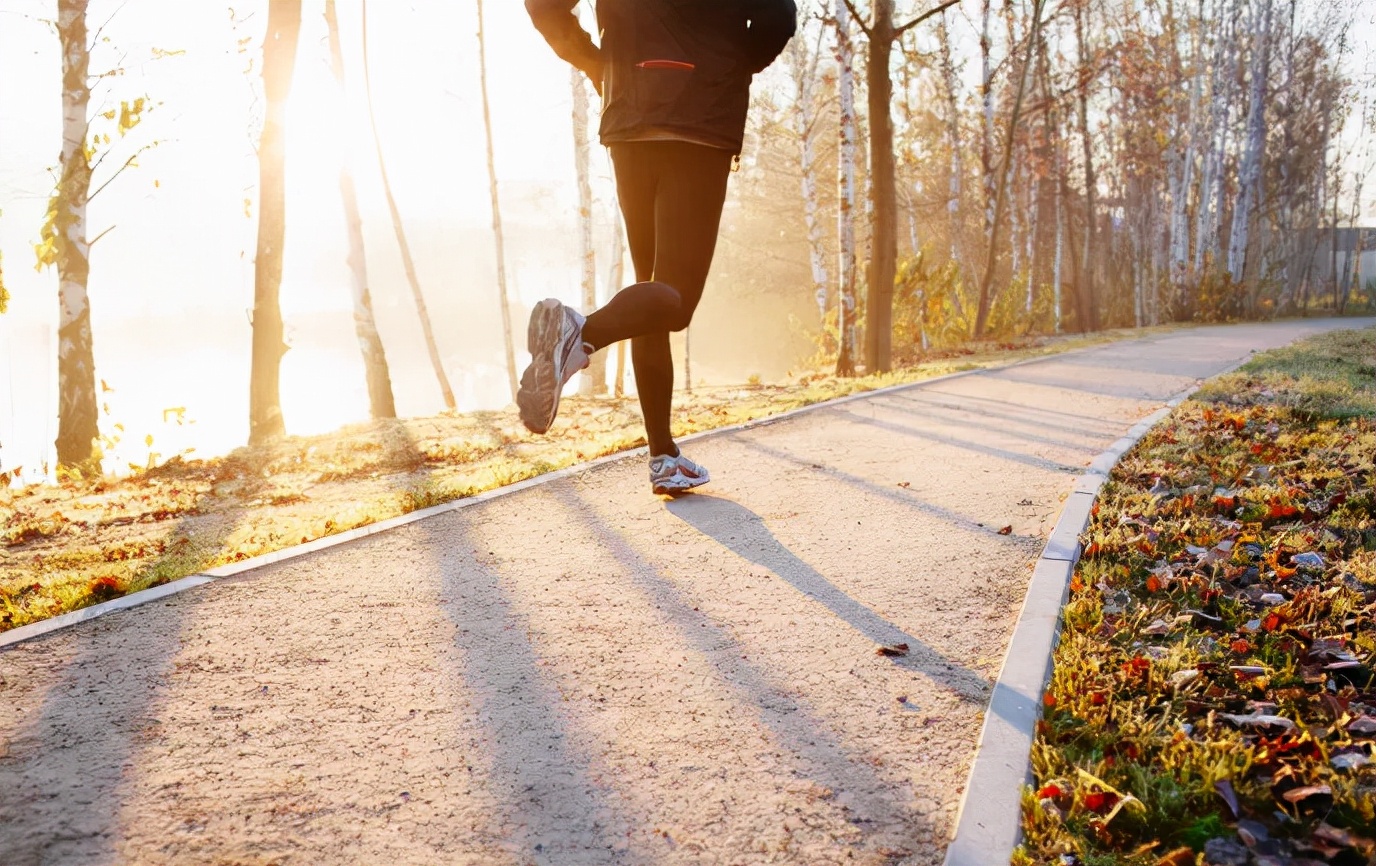 天气一冷皮肤痒该怎么治,天气冷皮肤干燥脱皮发痒怎么办