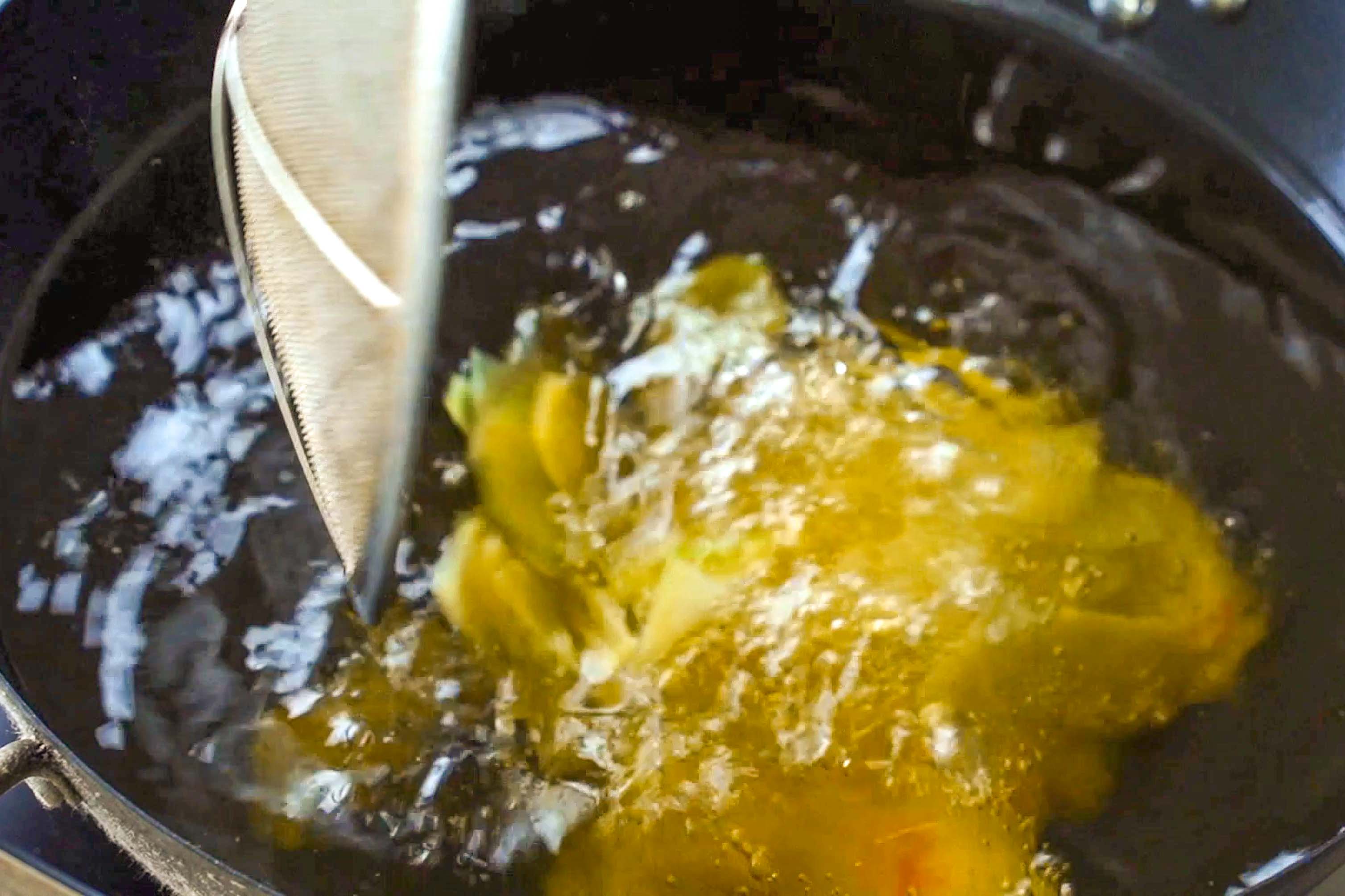 自制脆皮炸薯片,自制炸薯片香脆可口好吃上瘾