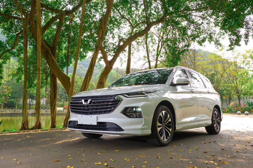 开了3千公里后，车主自曝购车经历，为何没选宝马却买了五菱