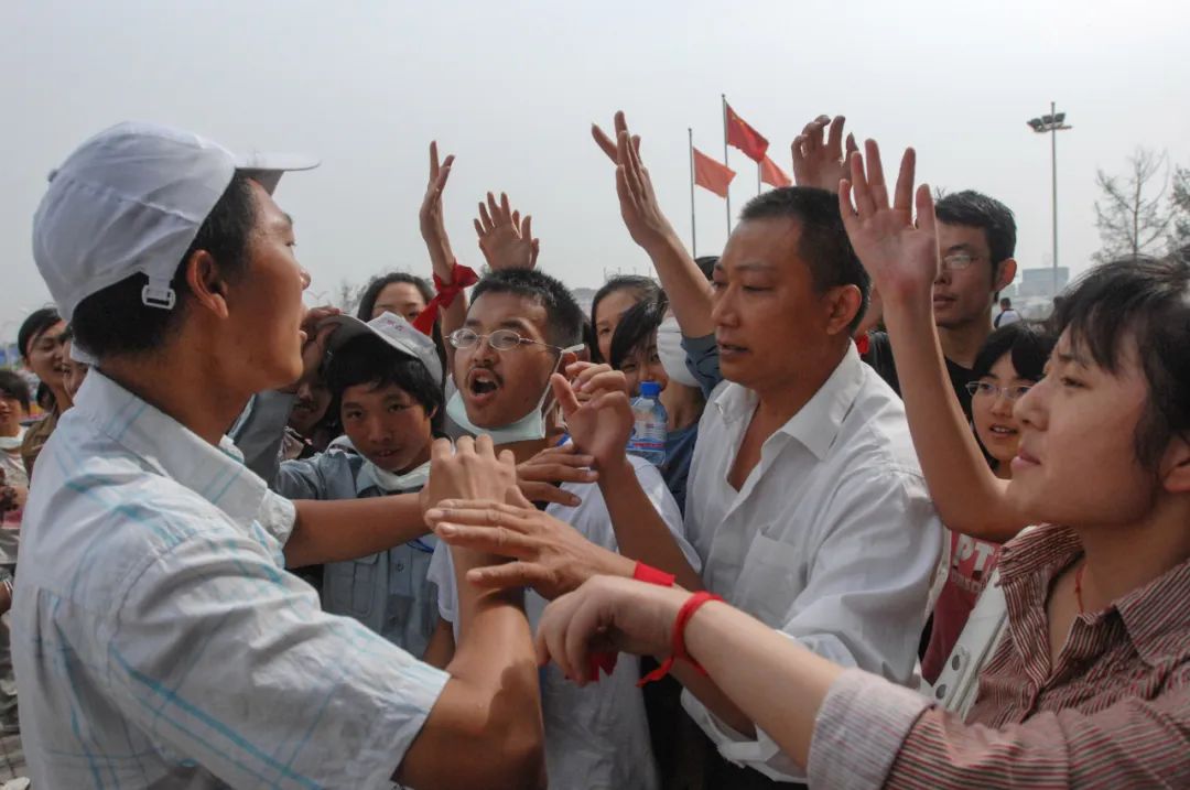 汶川地震15周年记录图片,汶川地震这些画面让人噙满泪水