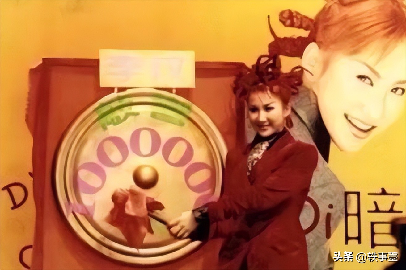 她左腿天生有缺陷，却凭借超人毅力，成为国际级唱跳天后