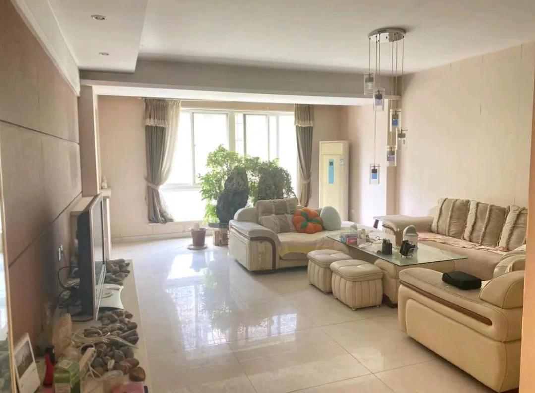 西安200平婚房、80万宝马车嫁女，8年恋爱3个月离婚，到底因为啥