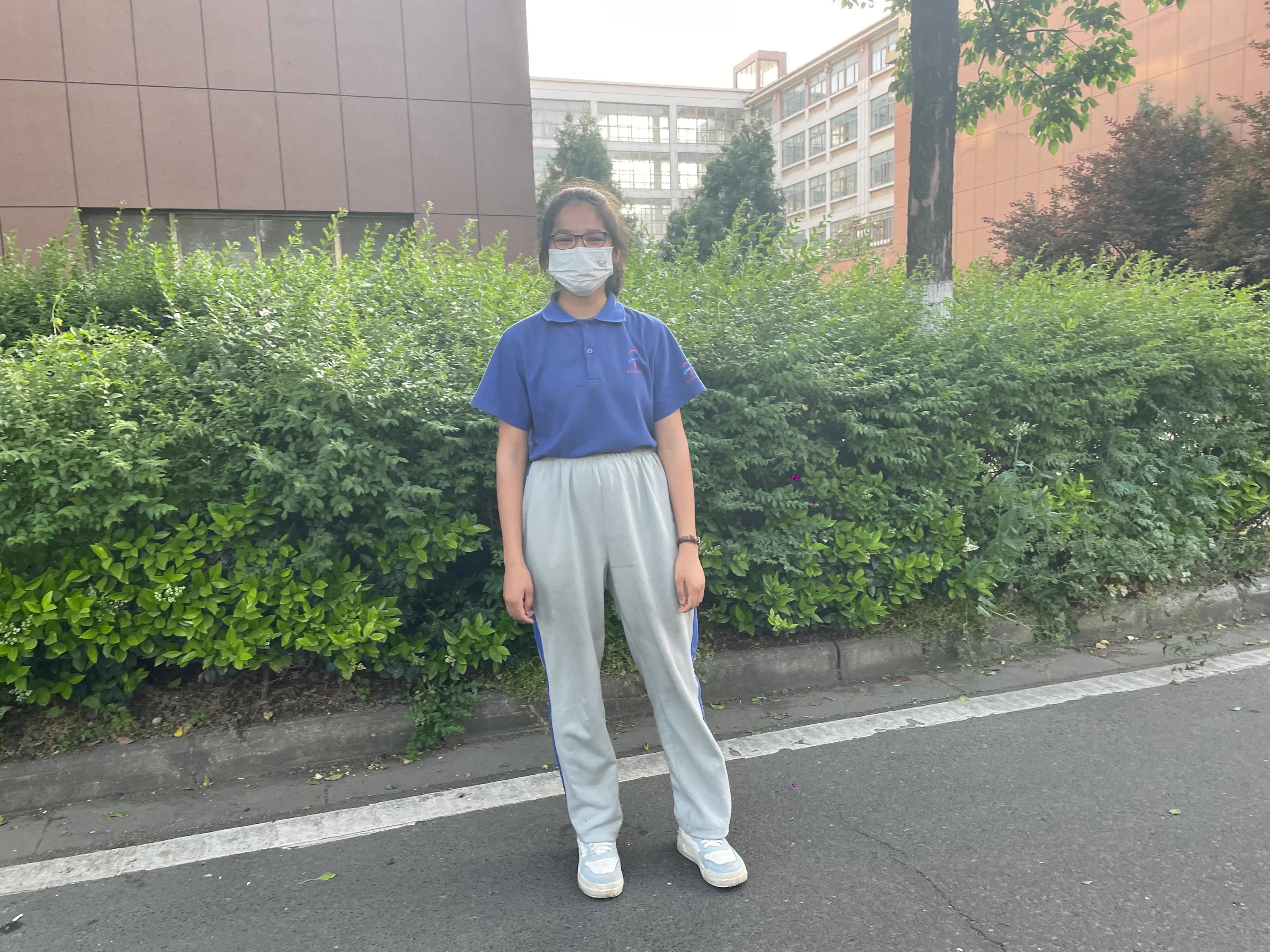 新学年第二学期No.258舒经活血勤锻炼感谢派驻病号看