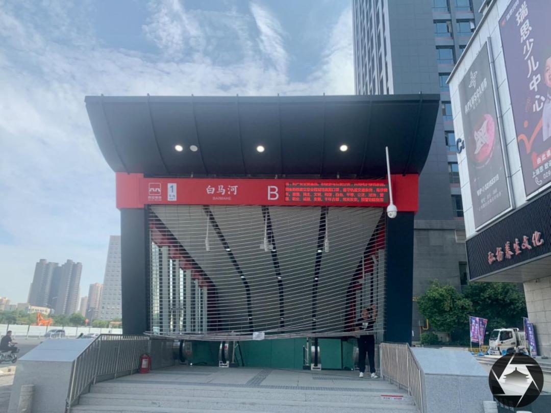 被吐槽“像棺材”的咸阳地铁站，到底长啥样？360度无死角带你看