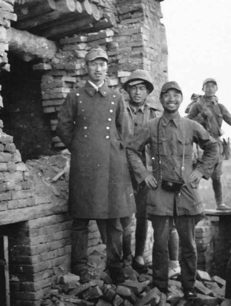 他手刃27名鬼子，授“全国战斗英雄”称号，晚年看电影时大笑而亡