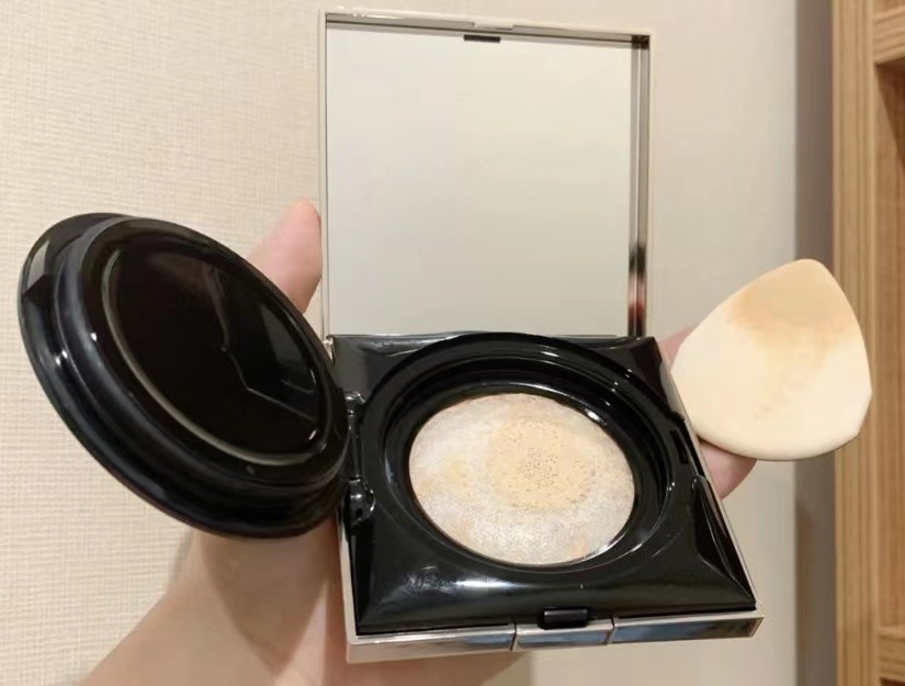 50岁女性面部日常化妆步骤,适合50岁女人的妆型