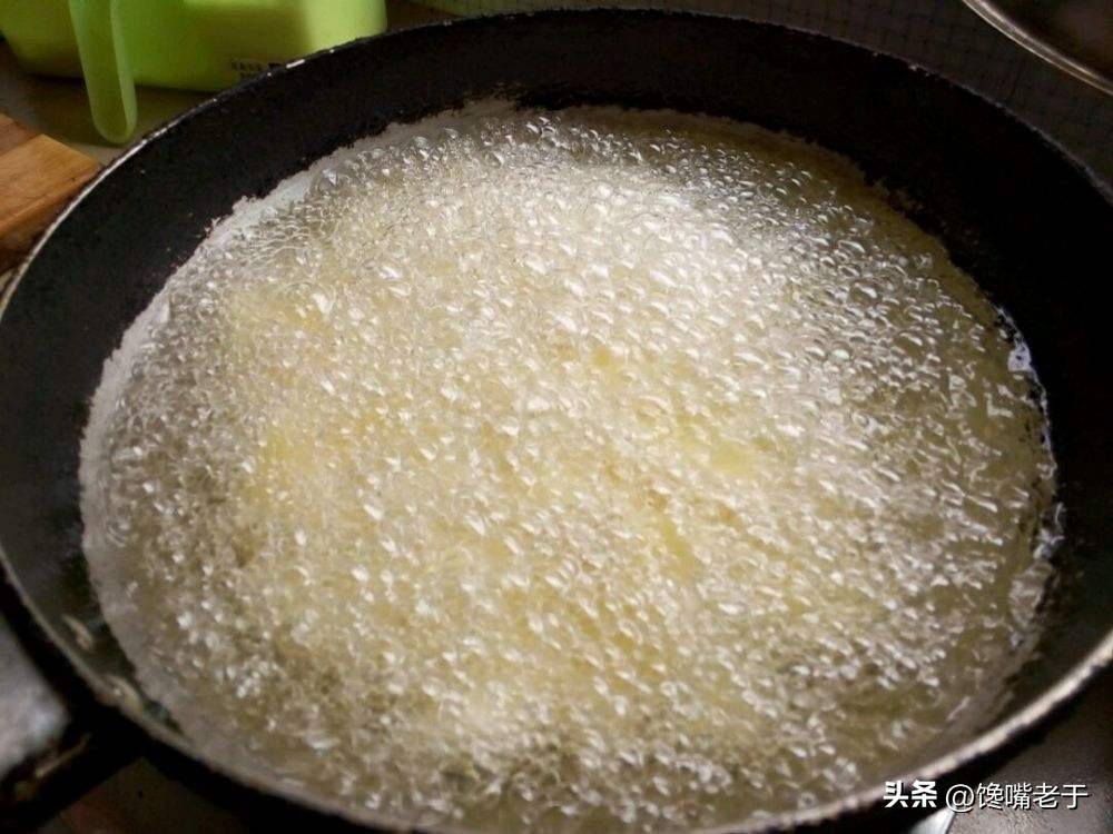 炸虾的油如何去腥,炸虾炸鱼的油处理