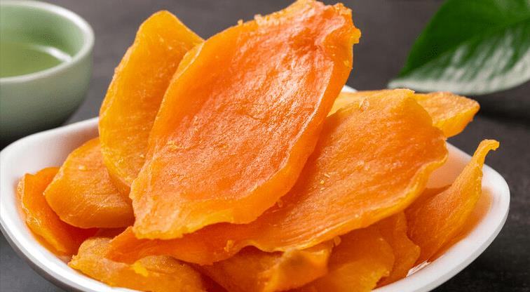 晒红薯干为什么要削皮呢,晒红薯干切完就晒