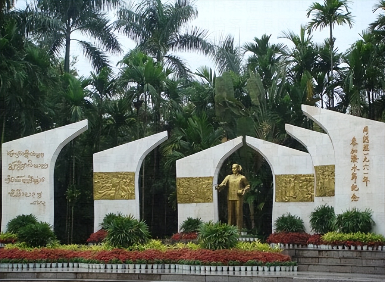 1954年出使日内瓦,周恩来用茅台酒宴请卓别林,请苏联外长吃豆包