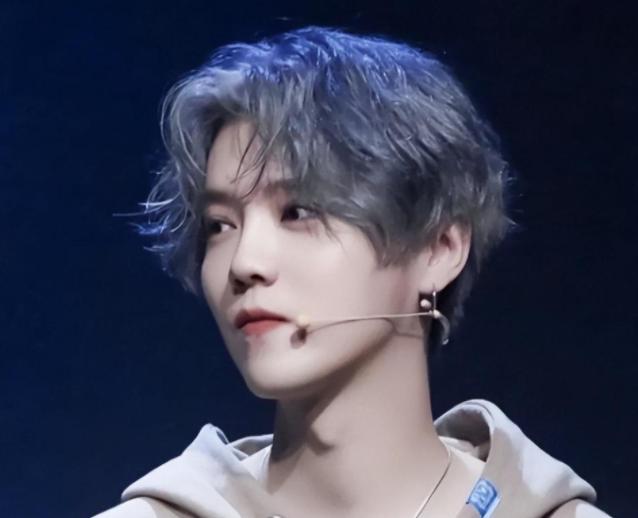 鹿晗为何最终选择了关晓彤,鹿晗有多惯着关晓彤