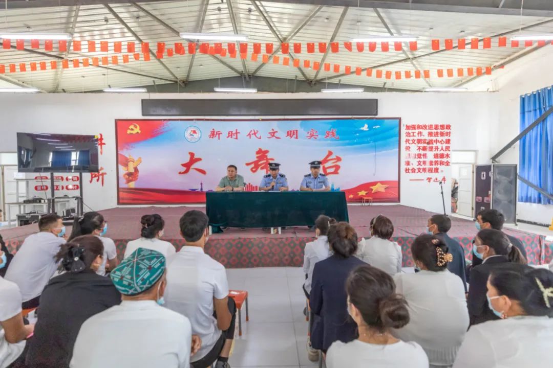 42发！叶城一男子主动上交*弹子**获奖励