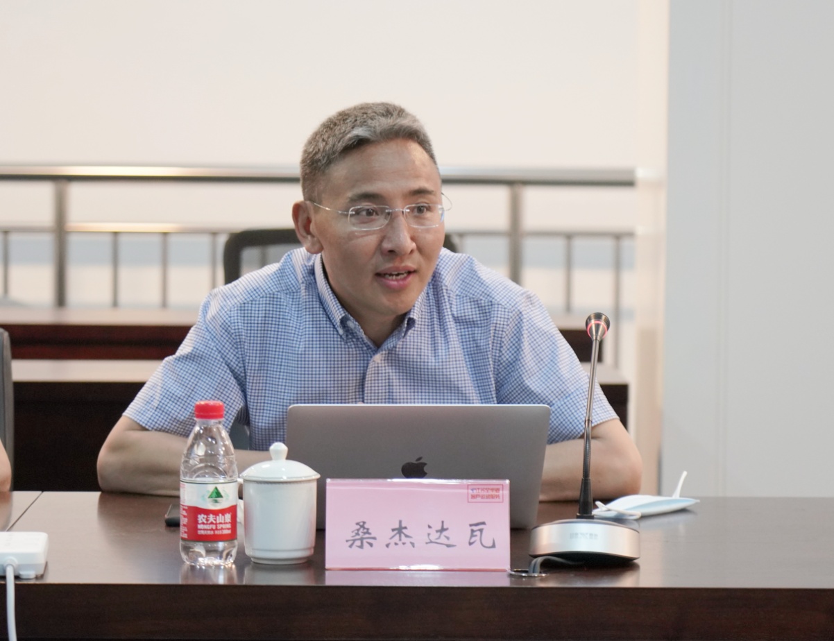 雪域净土高原明珠——记*藏西**电信人在雪域高原的“坚守”与“雄心”