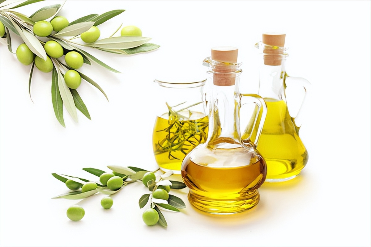 自制精华油用什么油,适合混油皮夏天用的精华液