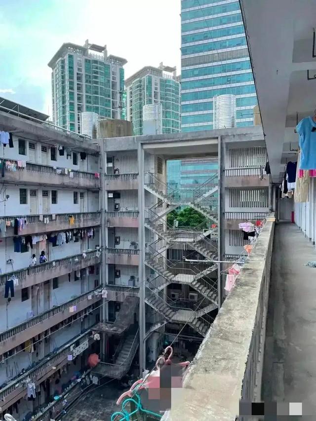 大一新生入学后发现宿舍条件太差，没有独立卫生间，选择退学值吗