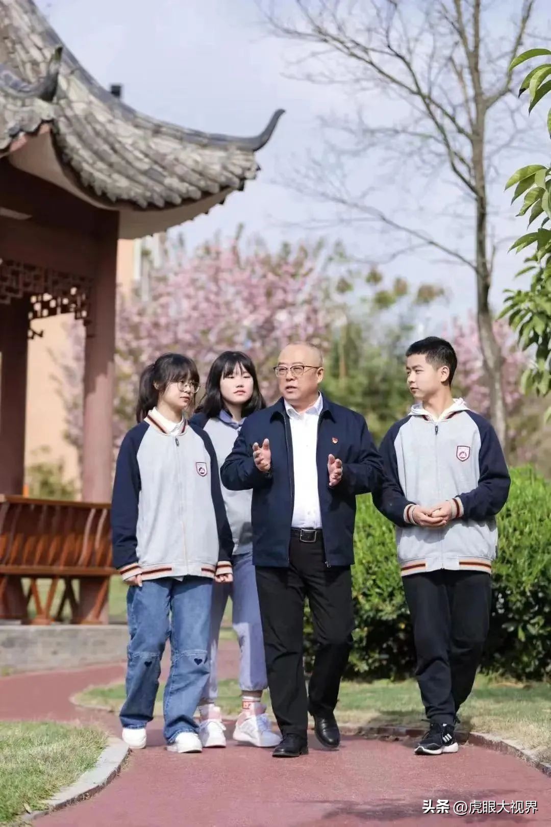 二类收分干出高考特奖第一！清北空飞排队数！绵阳独一份！