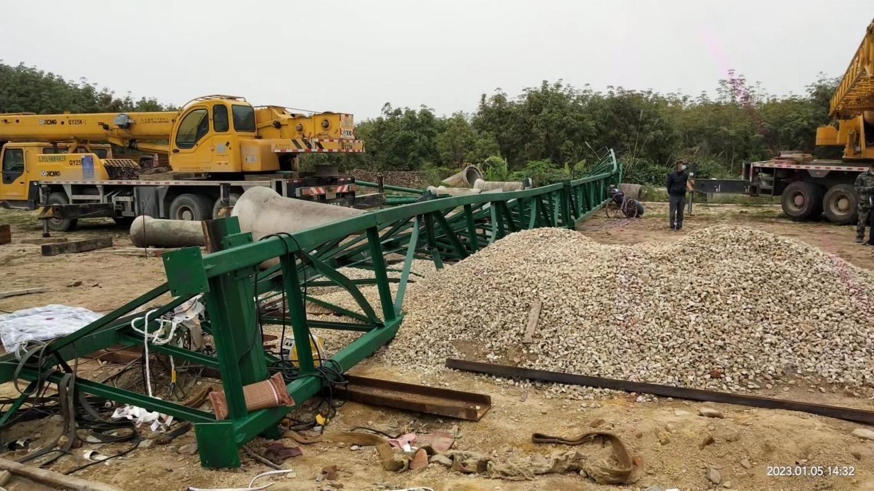 龙门吊倾覆致3人身亡受害人,龙门吊倾覆致3人身亡具体原因