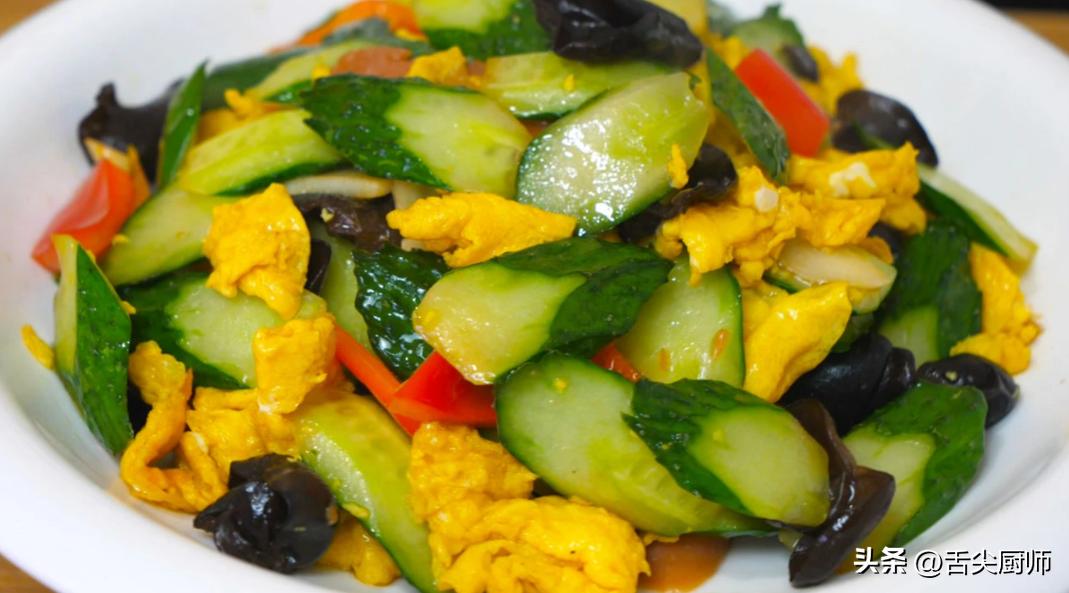 五十岁以上的女人常吃的4种蔬菜,建议八道碱性蔬菜多吃