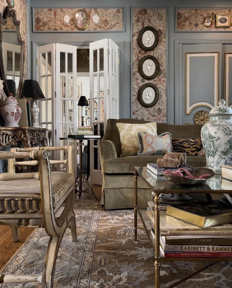 30岁女主装扮的美国住宅，花哨又闪亮，复古极繁主义也别具魅力