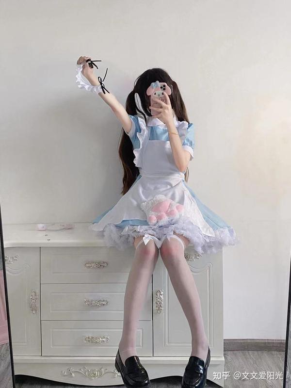 女生怎么穿长筒袜好看,女生怎么穿袜夹