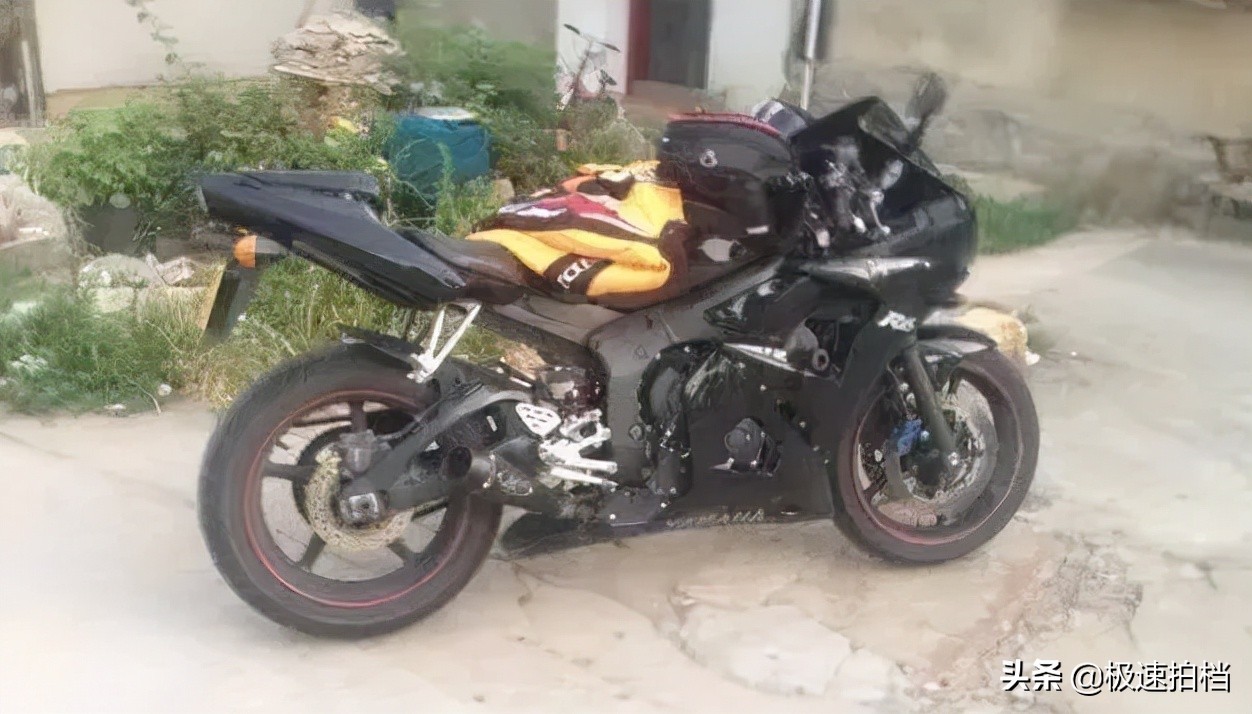 花十几万买摩托的人什么心态,花10万买摩托的人有车吗