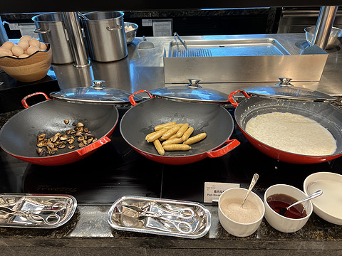 窗含西岭千秋雪成都环球中心雪山,窗含西岭千秋雪魅力成都