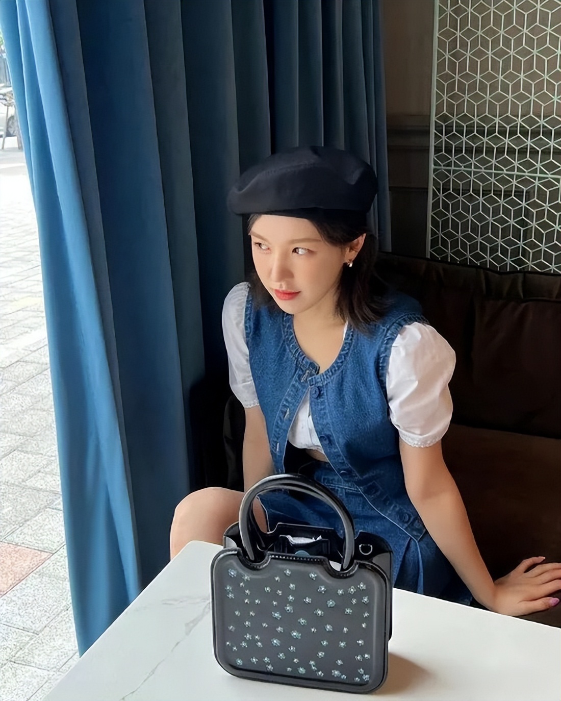 秋日必备穿搭男,冬季马甲穿搭高级感