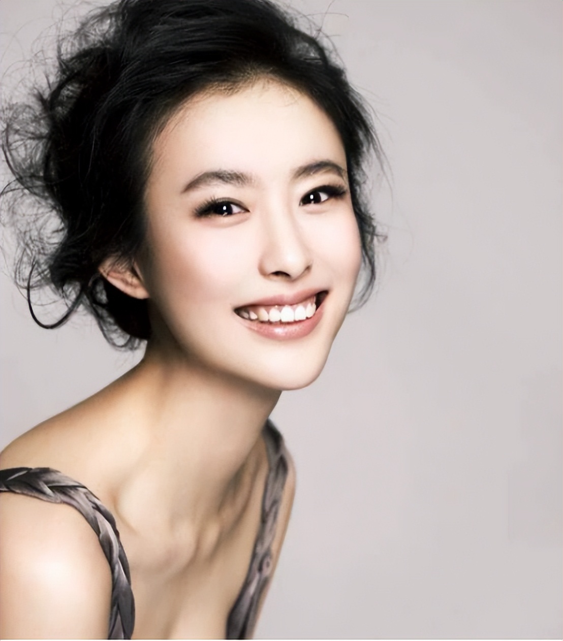 翟凌男朋友杨迪结局,车模翟凌杨迪