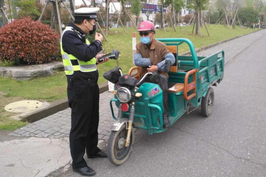 电动三轮车需要的是规范化管理,三轮车人性化管理出台