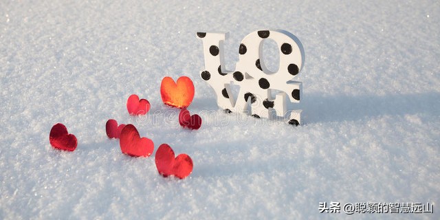 这三句情话最容易打动中年女人,中年女人爱听的撩人情话