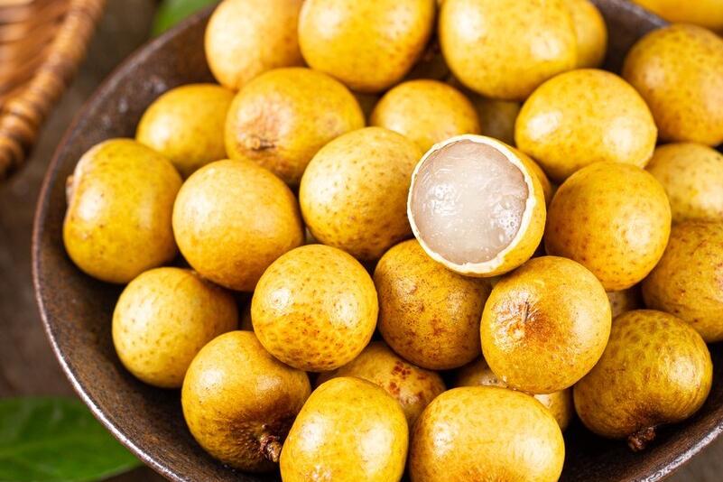 中老年喝哪种牛奶帮助睡眠,中老年人吃什么辅助睡眠