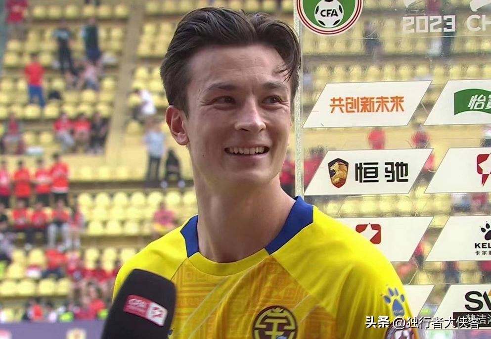 足球比赛直播现场c罗,足球联赛直播c罗回放视频