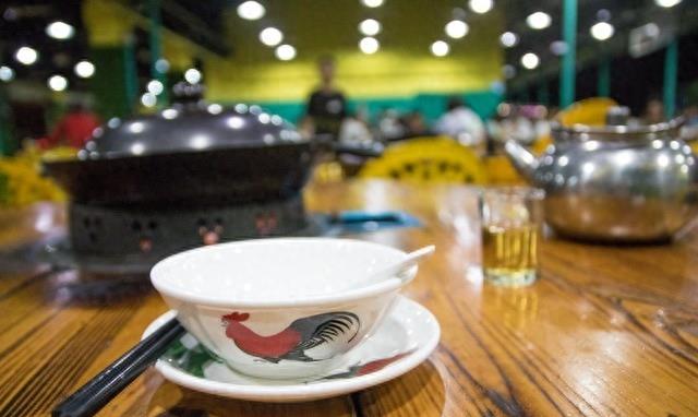 纪实：男子强行和足浴店*技师女**发生关系，称：和她是老熟人，没事