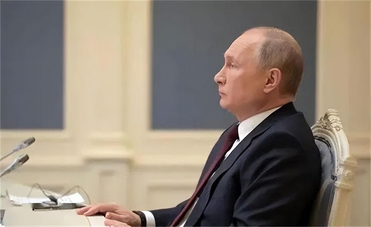 2001年飞机撞机事件视频,华裔空姐临终前录音