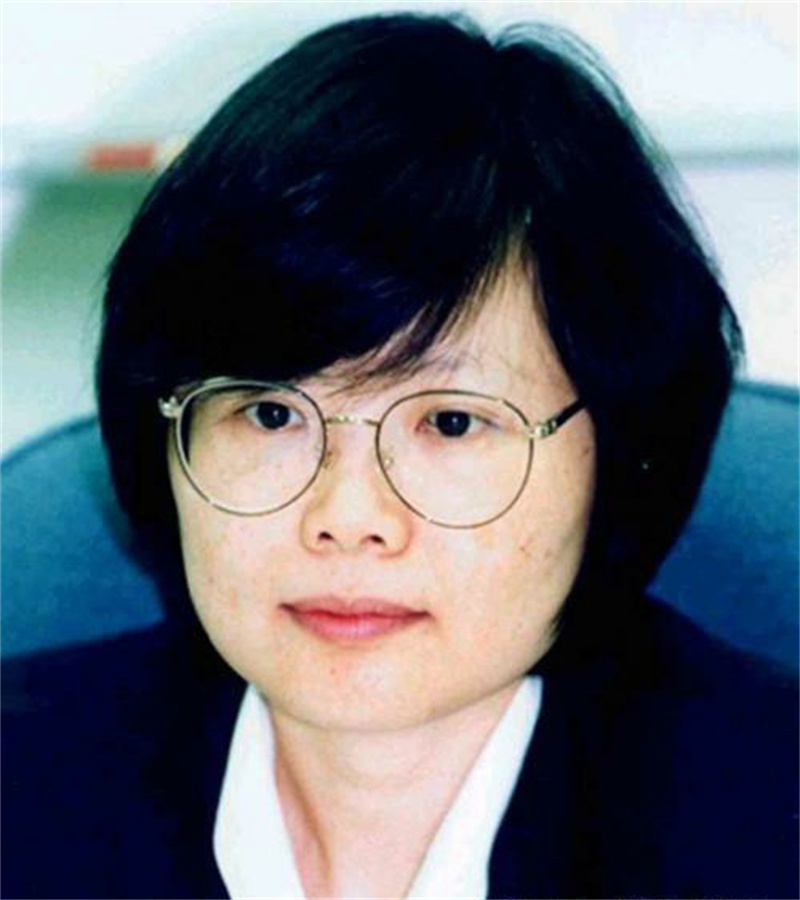 蔡英文家族历史令人咋舌，她为何冒死搞“*独台**”？原来是汉奸家族