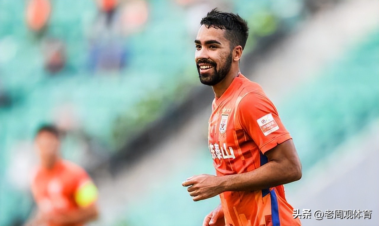 山东泰山进攻型中场,山东泰山防守背手