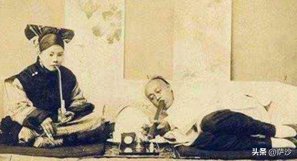 为什么满清戒毒100年都没有成功？1813年8月5日中国严禁贩食*片鸦**