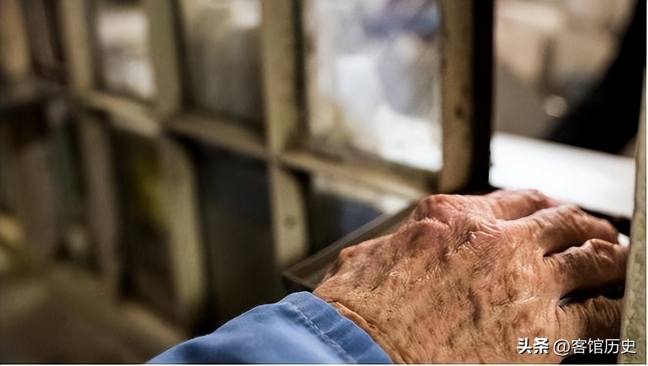 七旬老人为养老故意抢劫入狱,湖南一老人为养老抢劫入狱